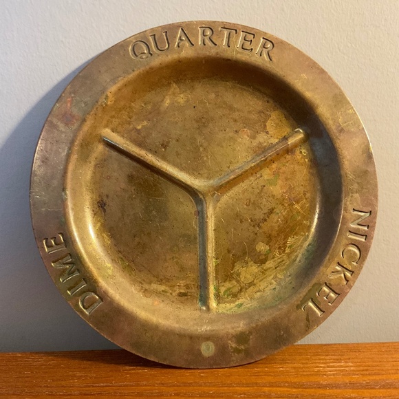 Vintage Brass Divided Coin Dish - Dresser Organizer Plate - Trinket Tray - Picture 1 of 12